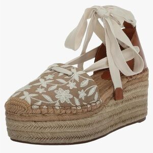 Vince Camuto Tishea Wedge NWT